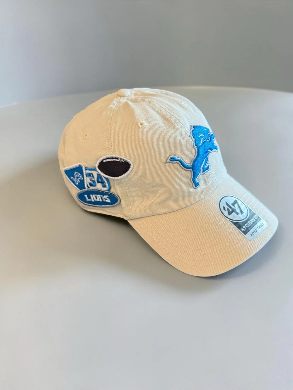 Detroit Lions Cream Baseball Cap with Blue Logo